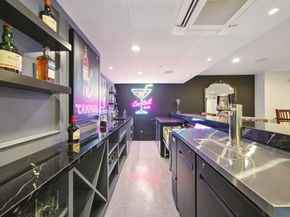 830 Bromfield Road, San Mateo CA 94402