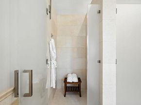 830 Bromfield Road, San Mateo CA 94402