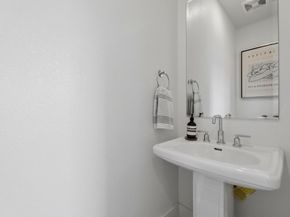 9263 Vista Cove Way, Newark CA 94560