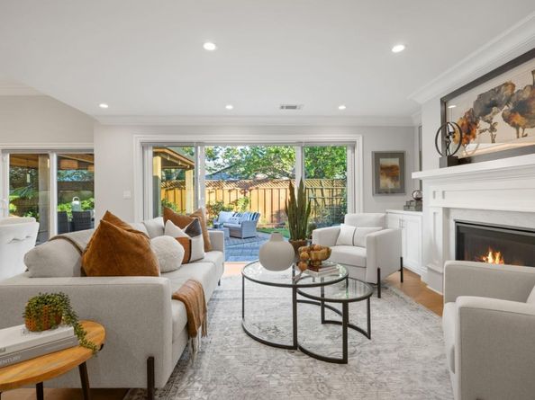 1052 Lovoi Way, San Jose CA 95125