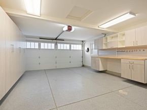 1052 Lovoi Way, San Jose CA 95125