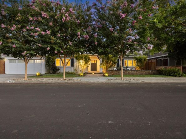 1052 Lovoi Way, San Jose CA 95125