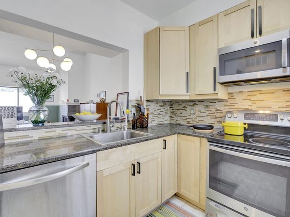 4681 Albany Circle 140, San Jose CA 95129