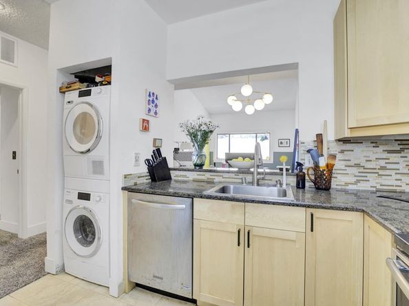 4681 Albany Circle 140, San Jose CA 95129