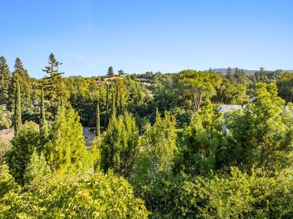 25620 Deerfield Drive, Los Altos Hills CA 94022