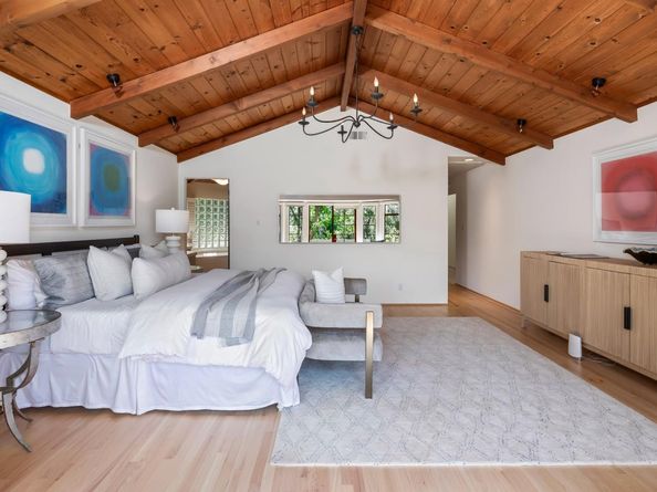 25620 Deerfield Drive, Los Altos Hills CA 94022