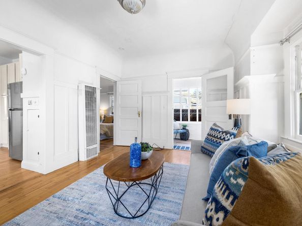 1124 Laurel Street, Santa Cruz CA 95060