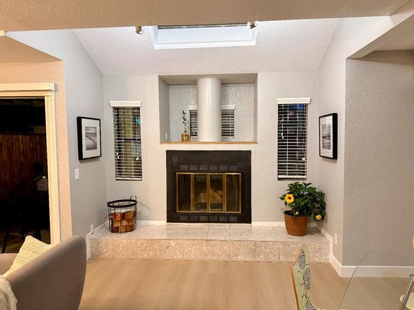 421 Sierra Vista Avenue 7, Mountain View CA 94043