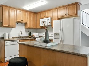 490 Auburn Way 14, San Jose CA 95129