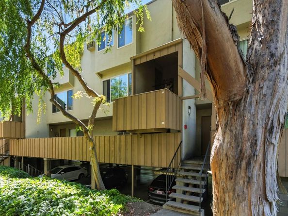 490 Auburn Way 14, San Jose CA 95129