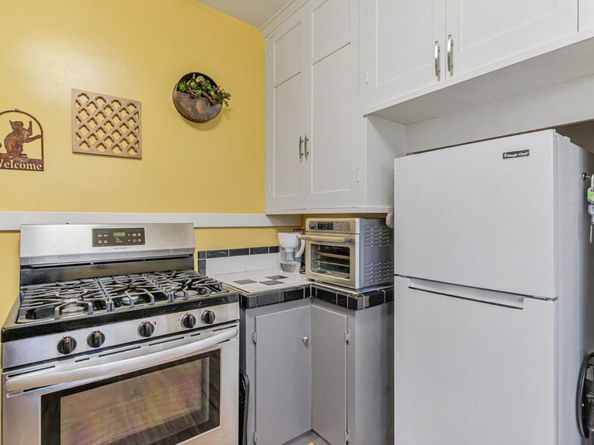 30 W Lake Avenue, Watsonville CA 95076