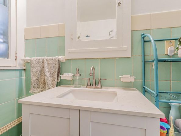 30 W Lake Avenue, Watsonville CA 95076