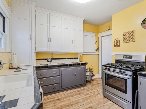 30 W Lake Avenue, Watsonville CA 95076