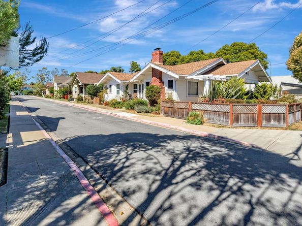 30 W Lake Avenue, Watsonville CA 95076