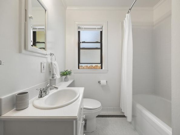 724 10th Avenue, San Mateo CA 94402