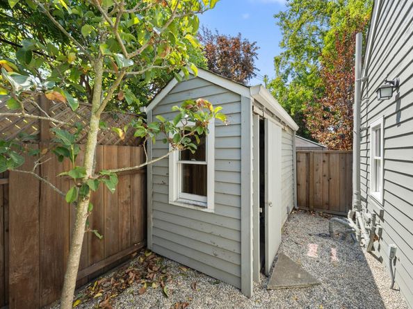 724 10th Avenue, San Mateo CA 94402