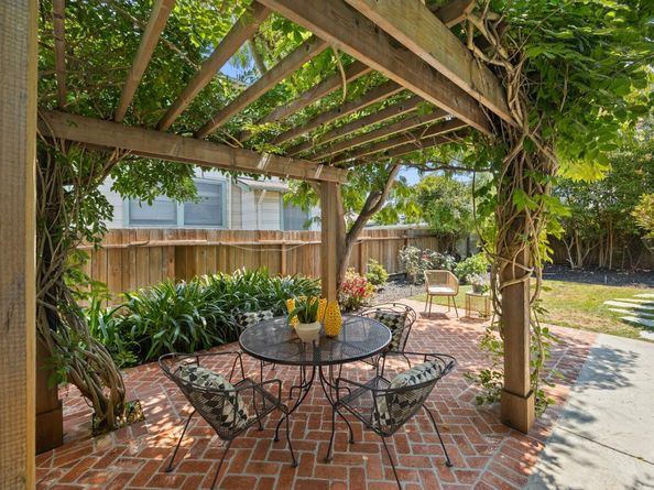 724 10th Avenue, San Mateo CA 94402