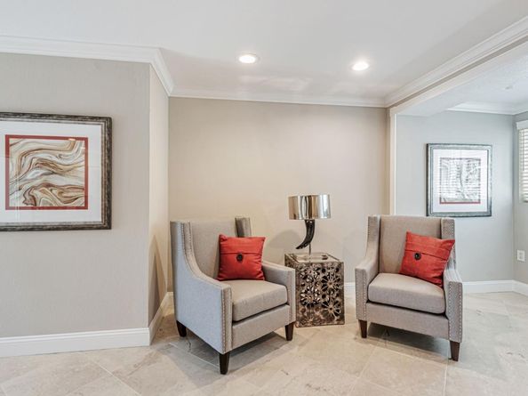 697 Glennan Drive, Redwood City CA 94061