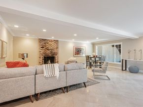 697 Glennan Drive, Redwood City CA 94061