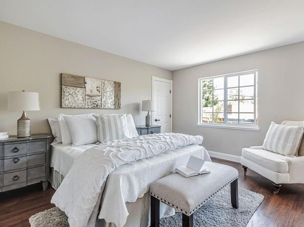 697 Glennan Drive, Redwood City CA 94061