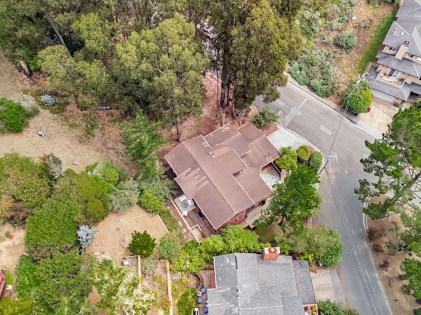 555 Avenue Portola, El Granada CA 94018