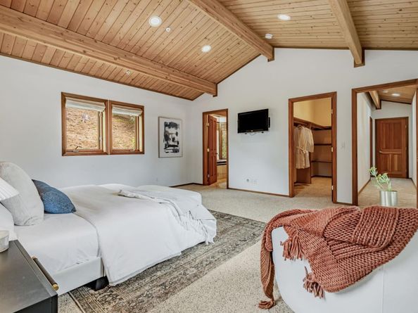 555 Avenue Portola, El Granada CA 94018