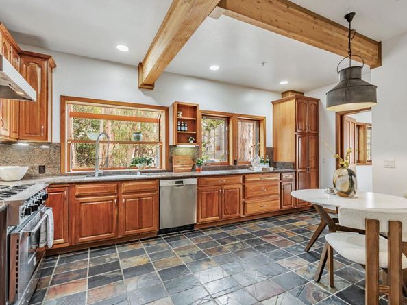 555 Avenue Portola, El Granada CA 94018