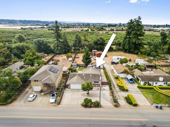 70 College Road, Watsonville CA 95076