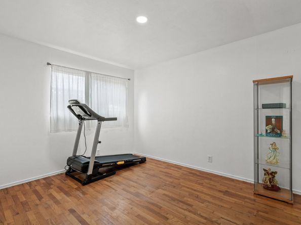70 College Road, Watsonville CA 95076