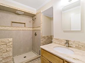 711 W California Way, Redwood City CA 94062