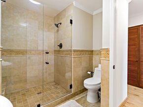 711 W California Way, Redwood City CA 94062