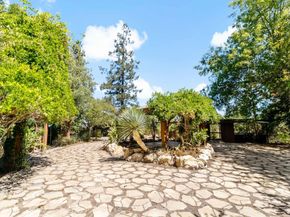 711 W California Way, Redwood City CA 94062