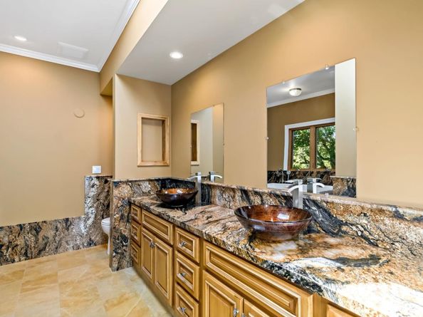 711 W California Way, Redwood City CA 94062