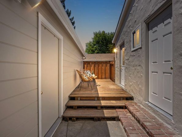 3820 Fair Oaks Avenue, Menlo Park CA 94025