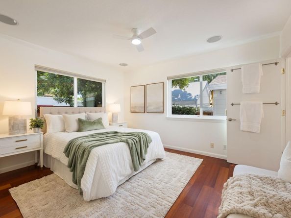 3820 Fair Oaks Avenue, Menlo Park CA 94025