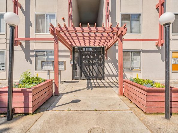 S 10th, San Jose CA 95112