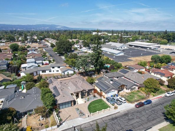341 Carlyn Avenue, Campbell CA 95008