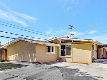 1693 Christopher Street