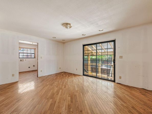 1545 Pomeroy Avenue, Santa Clara CA 95051