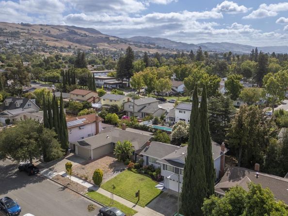 3248 Woody Lane, San Jose CA 95132