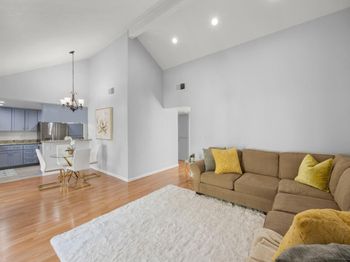 1042 Summermist Court