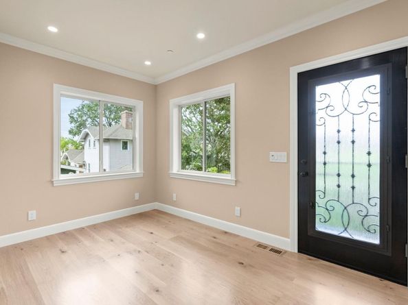 30 16th Avenue, San Mateo CA 94402