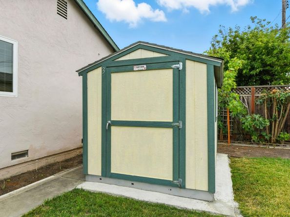 2170 Stebbins Avenue, Santa Clara CA 95051