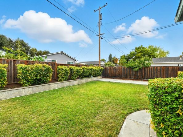 2170 Stebbins Avenue, Santa Clara CA 95051