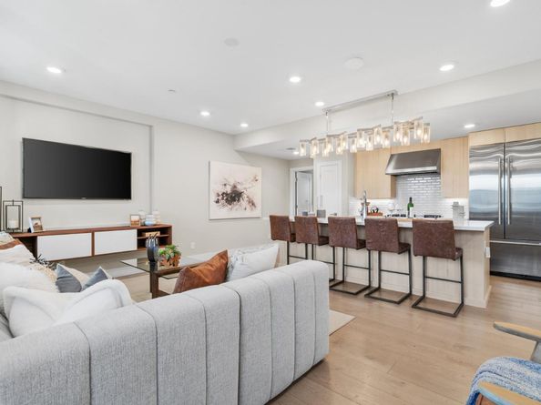 2913 Noyce Place 217, Santa Clara CA 95051