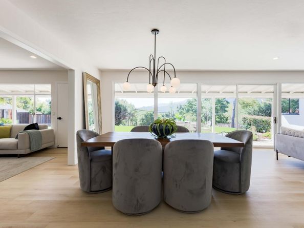 12540 Robleda Road, Los Altos Hills CA 94022