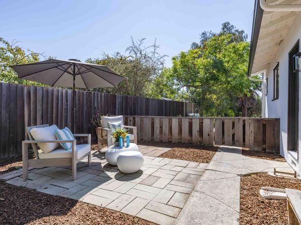 12540 Robleda Road, Los Altos Hills CA 94022