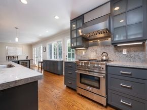 284 Selby Lane, Atherton CA 94027