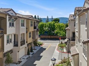 1309 W Middlefield Road, Mountain View CA 94043