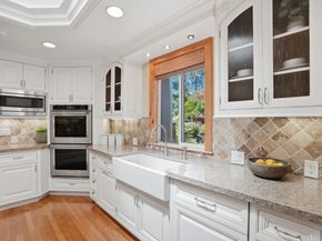 17660 Vineland Avenue, Monte Sereno CA 95030